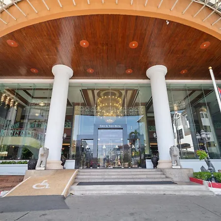 Town In Town Hotel Bangkok-3