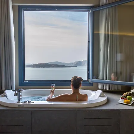 Acroterra Rosa Luxury Suites & Spa-3