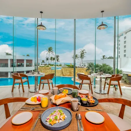 Altitude At Krystal Grand Cancun-3