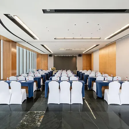 Holiday Inn Guangzhou Zhujiang New Town-3