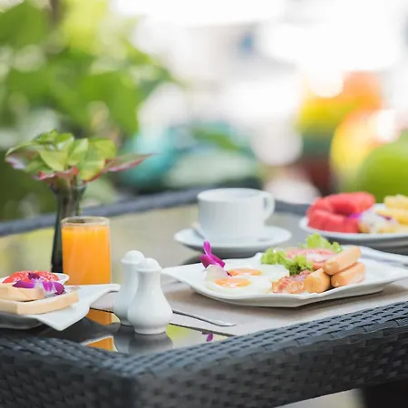 Bay Beach Resort Jomtien-2