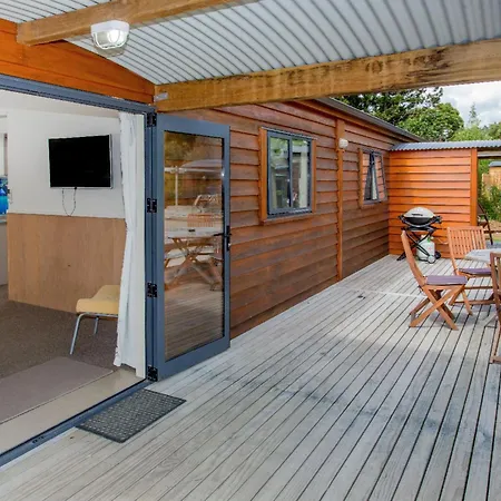 Hot Water Beach Top 10 Holiday Park-2