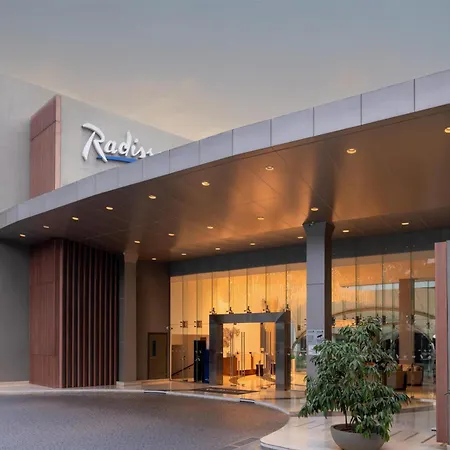 Radisson Blu Hotel & Residence Nairobi Arboretum-2