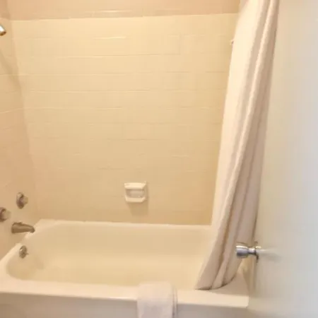 Budget Inn-2