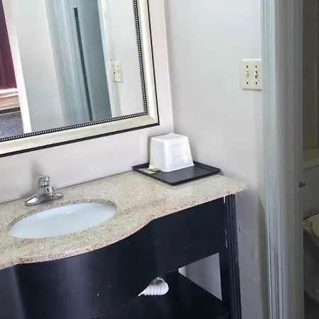 Budget Inn-3