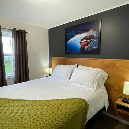 Buoy & Arrow Suites-2