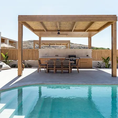 Unique Blue! Resort&Villas Adults Only-3