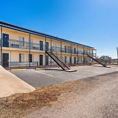 Rodeway Inn Llano-2