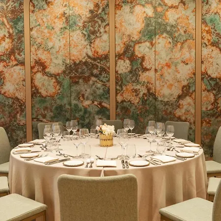 Grand Hotel Vilnius, Curio Collection By Hilton-3