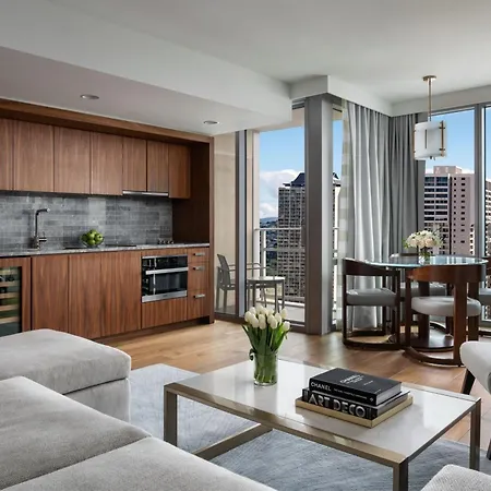 The Ritz-Carlton Residences, Waikiki Beach Hotel-2