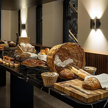 Pestana Amsterdam Riverside-3