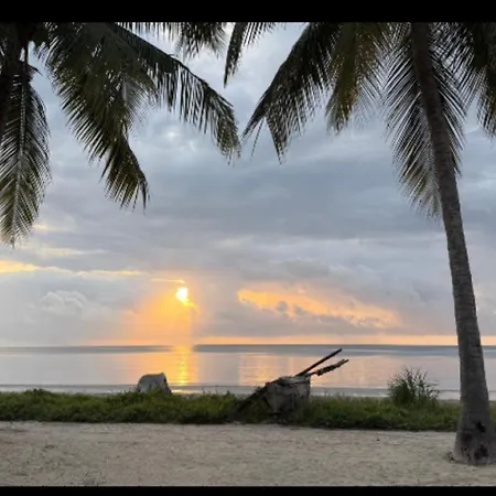 Barry'S Beach Resort Pangani-2