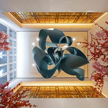 Conrad Hamburg-3