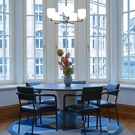 Conrad Hamburg-2