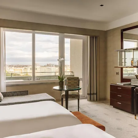 Four Seasons Hotel Ritz Lisbon-3