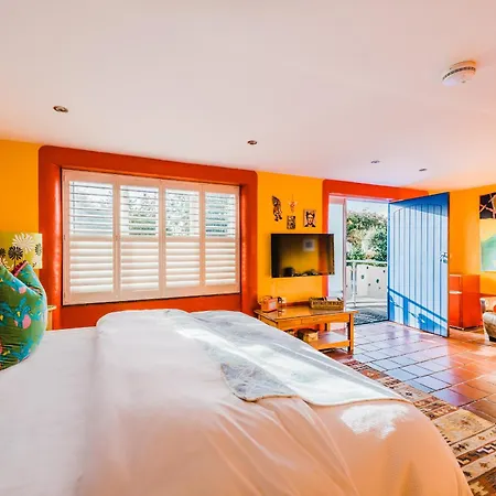 Lower Barns Boutique B&B-3