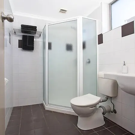 Comfort Inn On Raglan-3