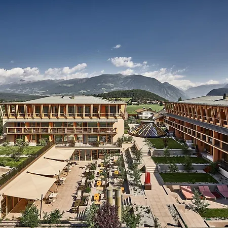 Falkensteiner Hotel Kronplatz - The Leading Hotels Of The World (Adults Only)-3
