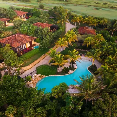 Royal Isabela-2