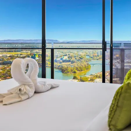 Circle On Cavill Surfers Paradise Apartments-Holiday Paradise-2