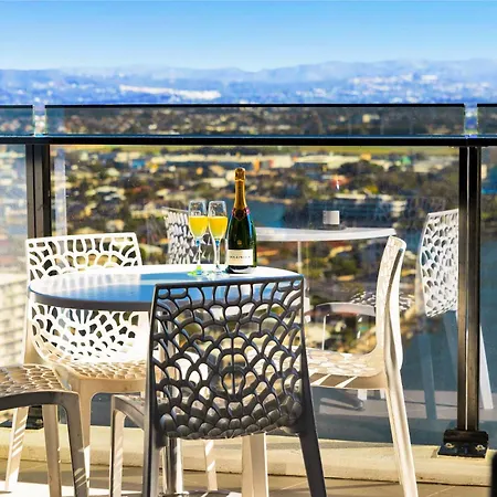 Circle On Cavill Surfers Paradise Apartments-Holiday Paradise-2