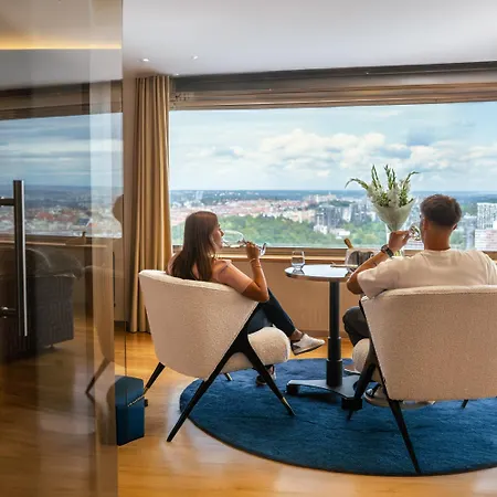 Sky Suite Hotel-2