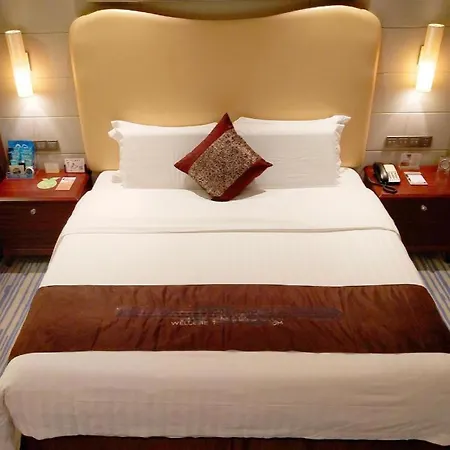 Bairun Zhenjiang International Hotel-3