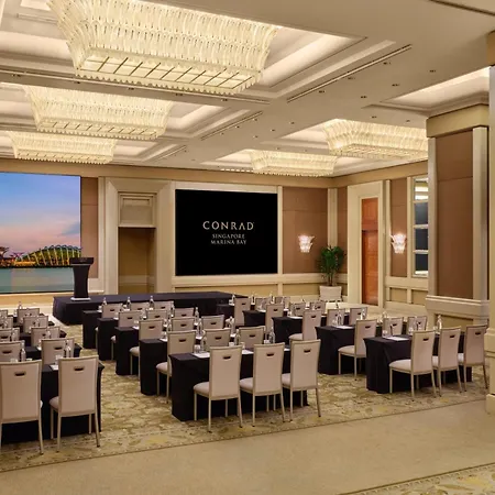 Conrad Singapore Marina Bay-3