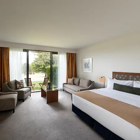 Yarra Valley Lodge-2