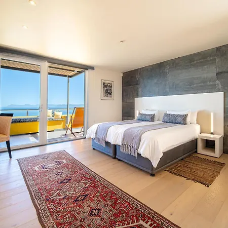 Crayfish Lodge Sea & Country Guest House-3