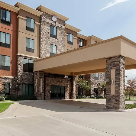 Comfort Suites Greenville-3