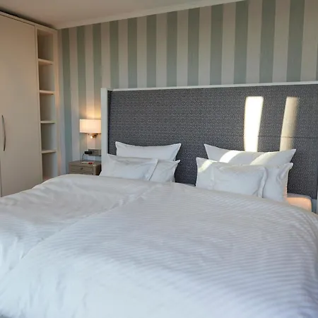 Badhotel Sternhagen-2