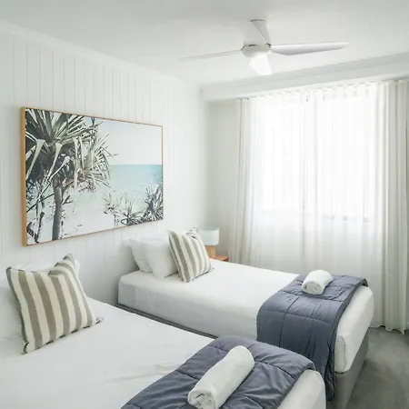 Swell Resort Burleigh Heads-3