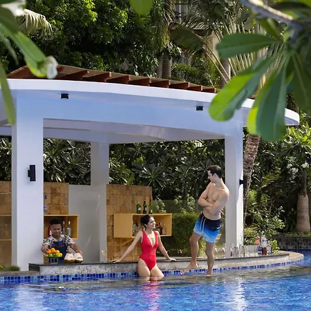 Movenpick Resort & Spa Boracay-2