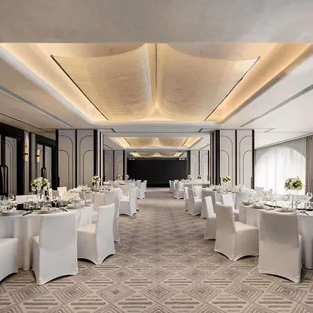 Sofitel Shanghai North Bund-3