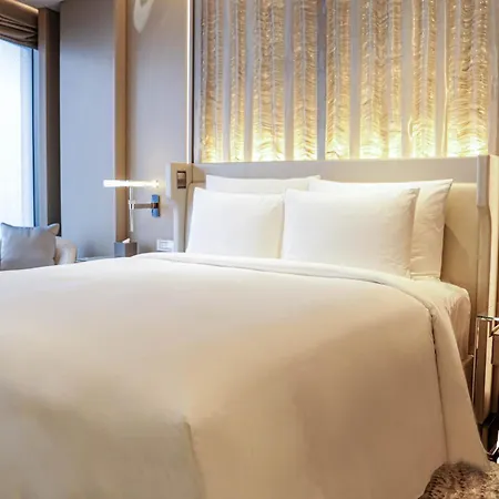J Hotel, Shanghai Tower-2