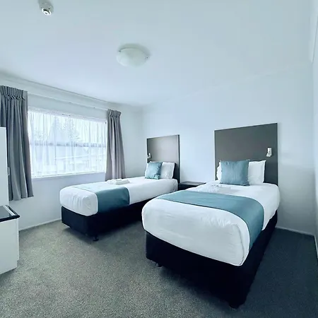 Bks Premier Motel Hamilton-3