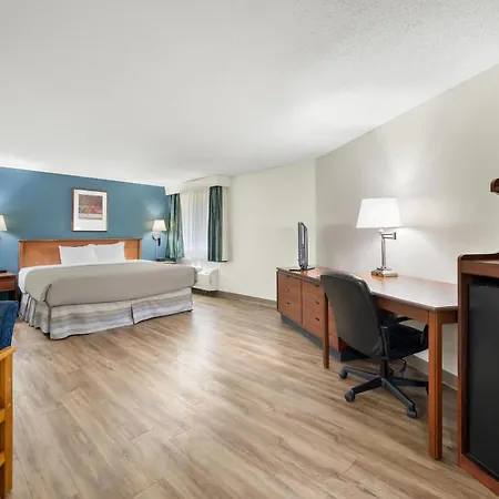 Quality Inn & Suites Black River Falls I-94-2