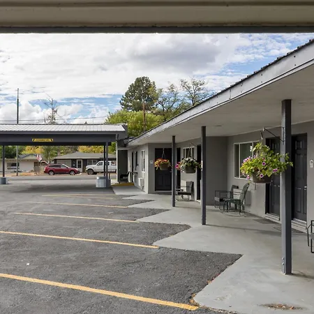 Oregon Trail Inn And Suites-2