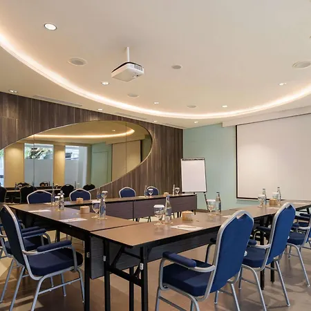 Grand Mercure Bali Seminyak-3