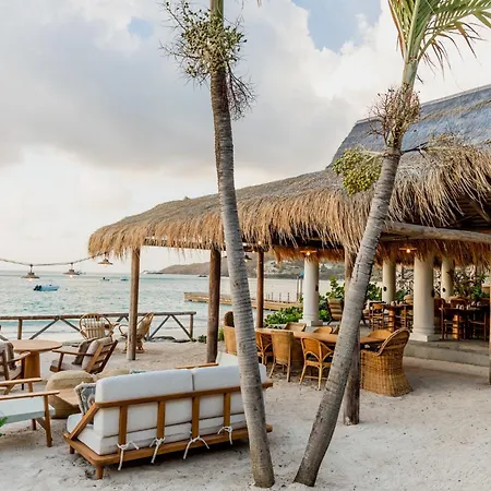 Soho Beach House Canouan-2