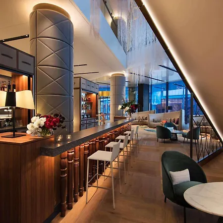 Sofitel Sydney Darling Harbour-2