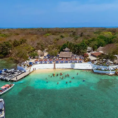 Bora Bora Beach Club Cartagena-3