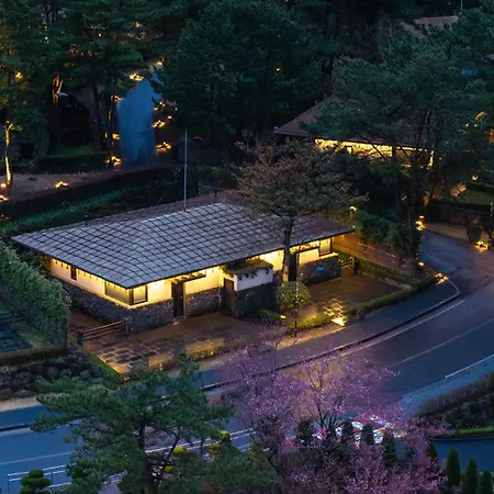 Amber Pure Hill Hotels & Resorts Jeju-3