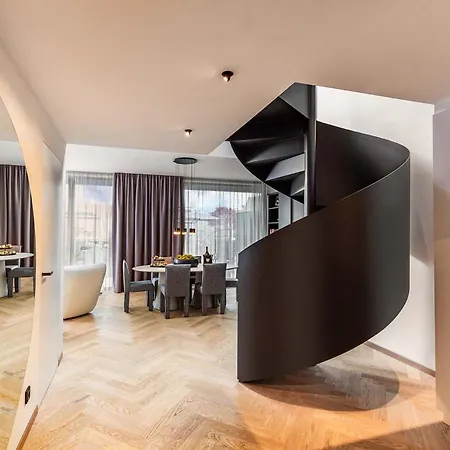 Hotel Maximilian’s-2