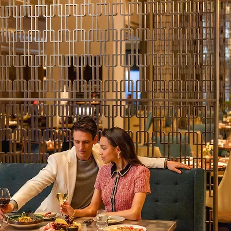 Fairmont Hotel Vancouver-3