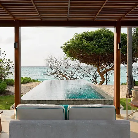 Haadtien Beach Resort-2