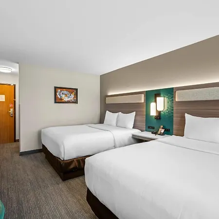 Econo Lodge Inn & Suites Santa Fe South-2