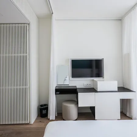 Falkensteiner Hotel & Spa Jesolo-3