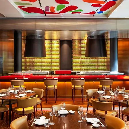 Hotel Le Royal Monceau Raffles Paris-2
